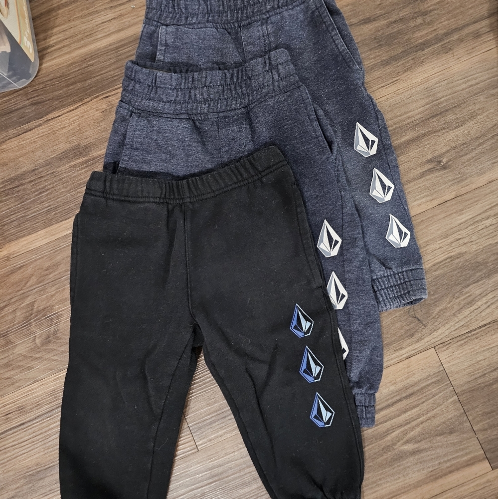 Volcom boys sweatpants